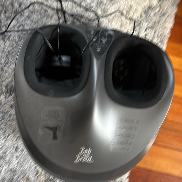 EUC-Bob and Brad Foot Massager Machine with Heat and Remote - Picture 6 of 8